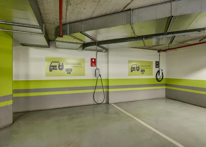 库里森斯考特尔酒店