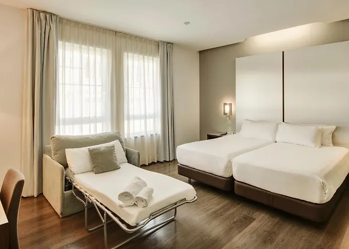 Sercotel Coliseo Отель