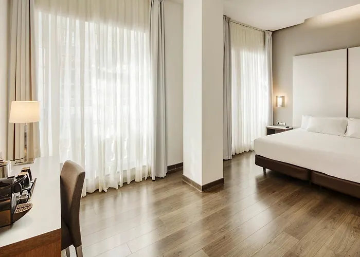 Отель Sercotel Coliseo